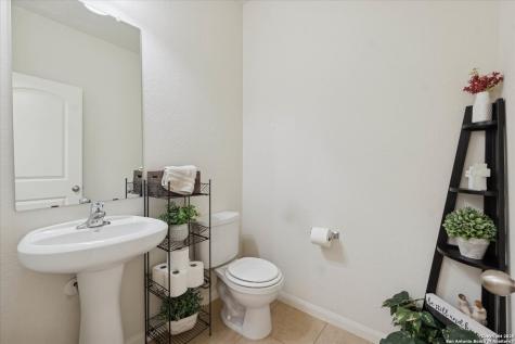 11933 Luckey Falls San Antonio TX 78252