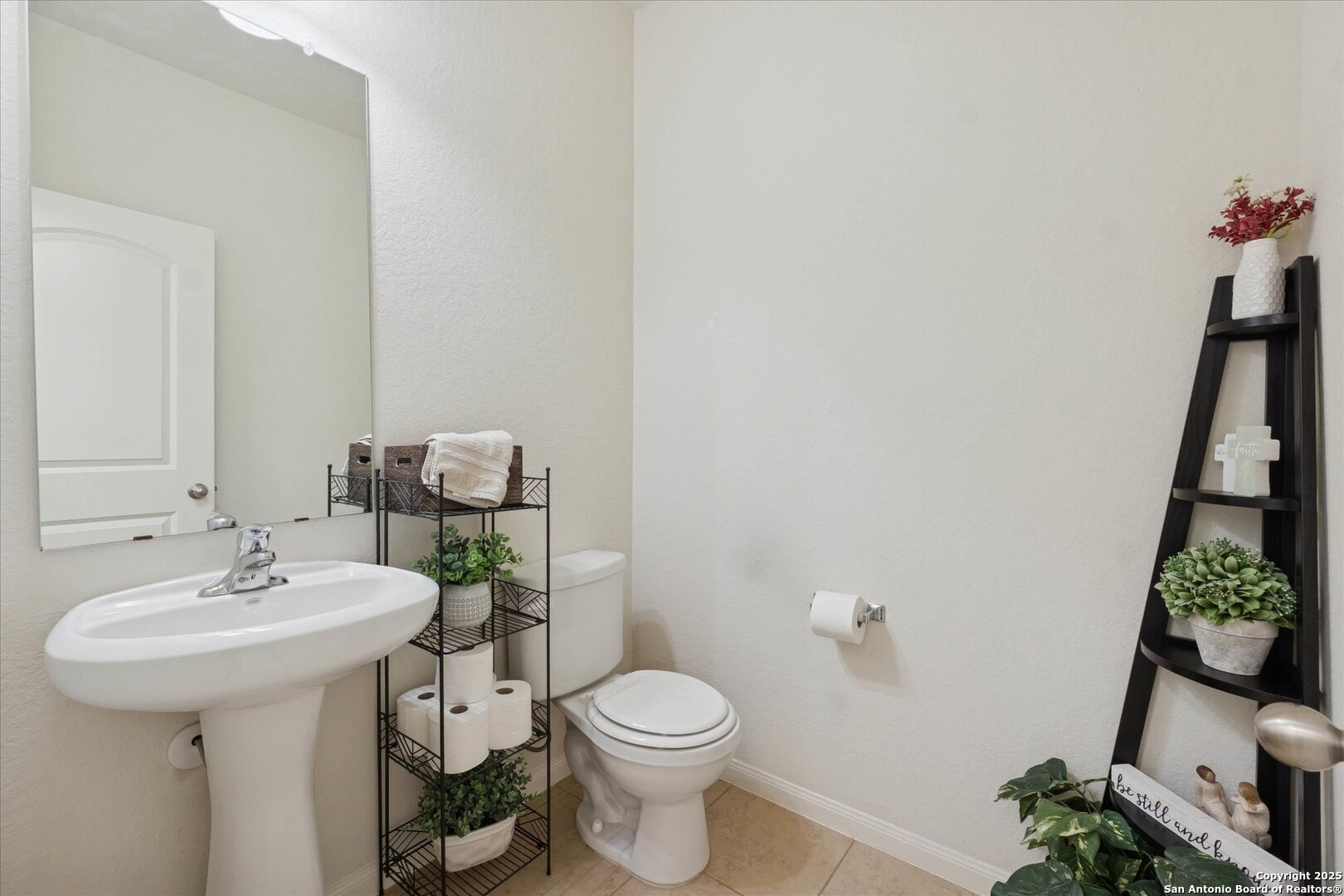 11933 Luckey Falls San Antonio TX 78252