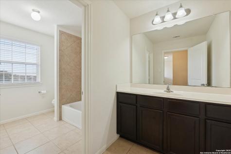 11933 Luckey Falls San Antonio TX 78252