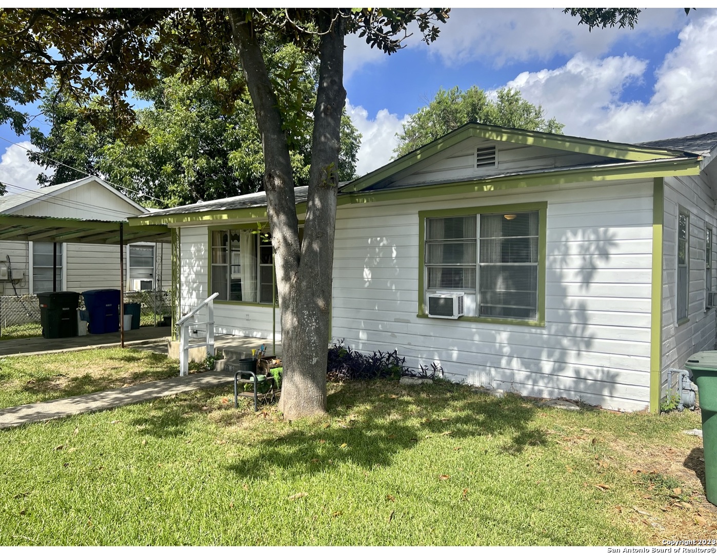 817 S San Bernardo Avenue San Antonio TX 78237