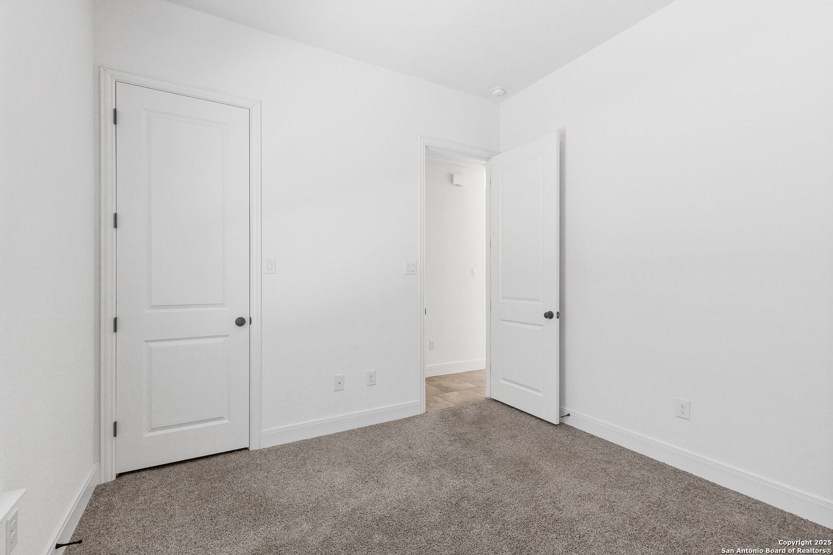 5015 Country Nest San Antonio TX 78253