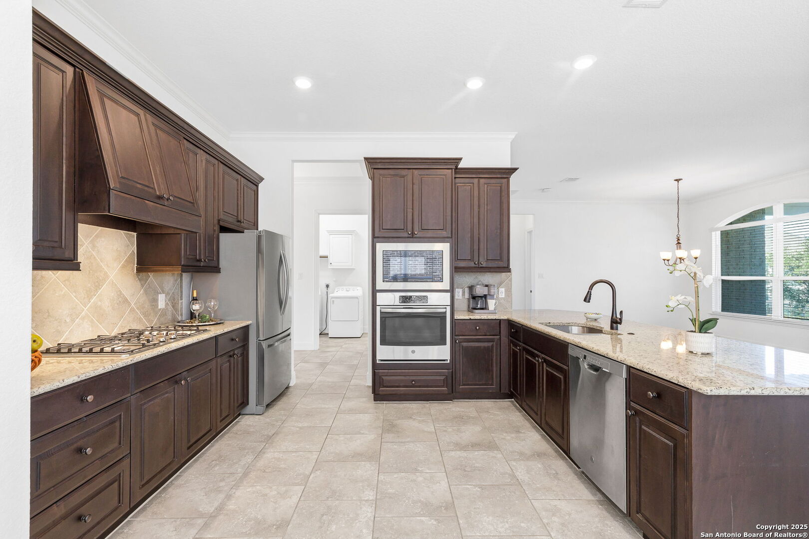 5015 Country Nest San Antonio TX 78253