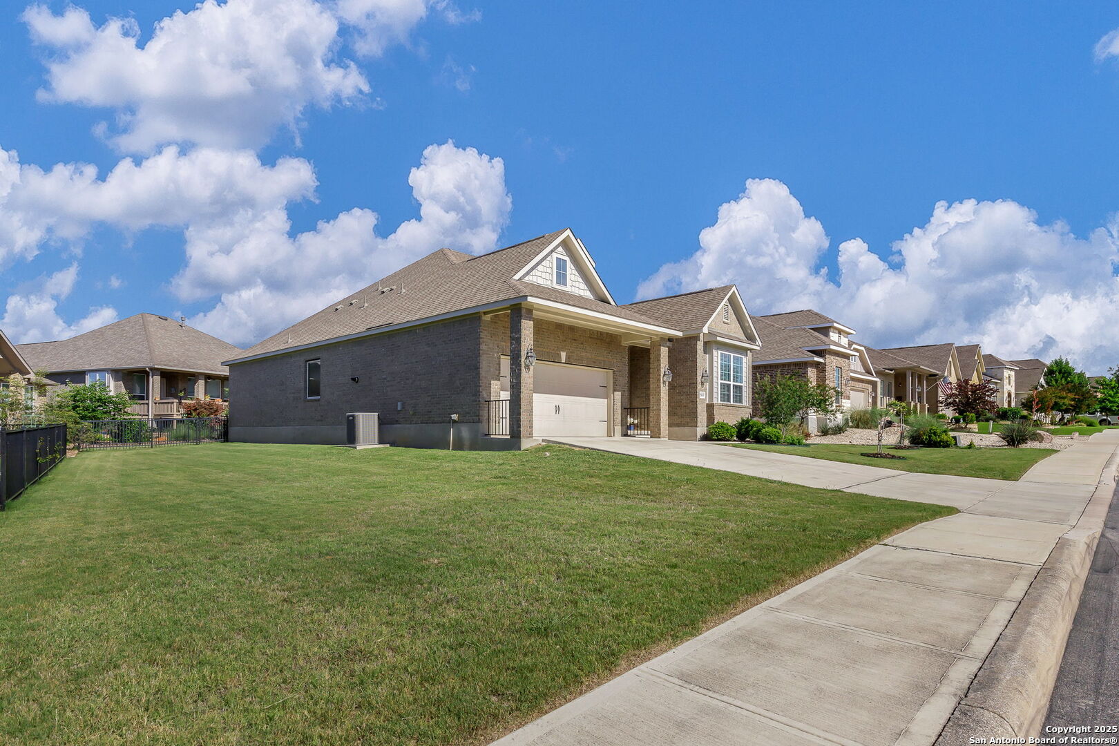 5015 Country Nest San Antonio TX 78253