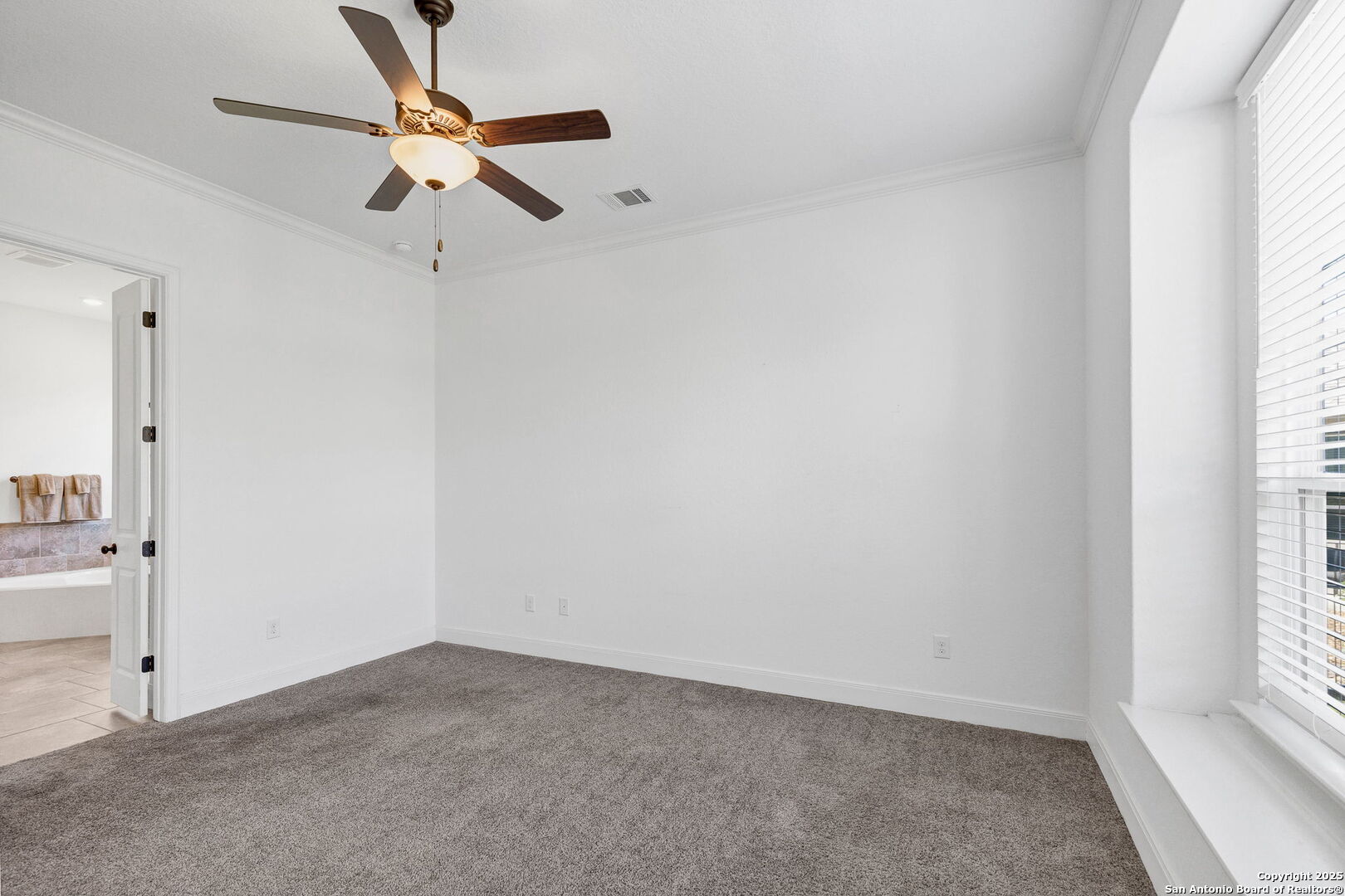 5015 Country Nest San Antonio TX 78253