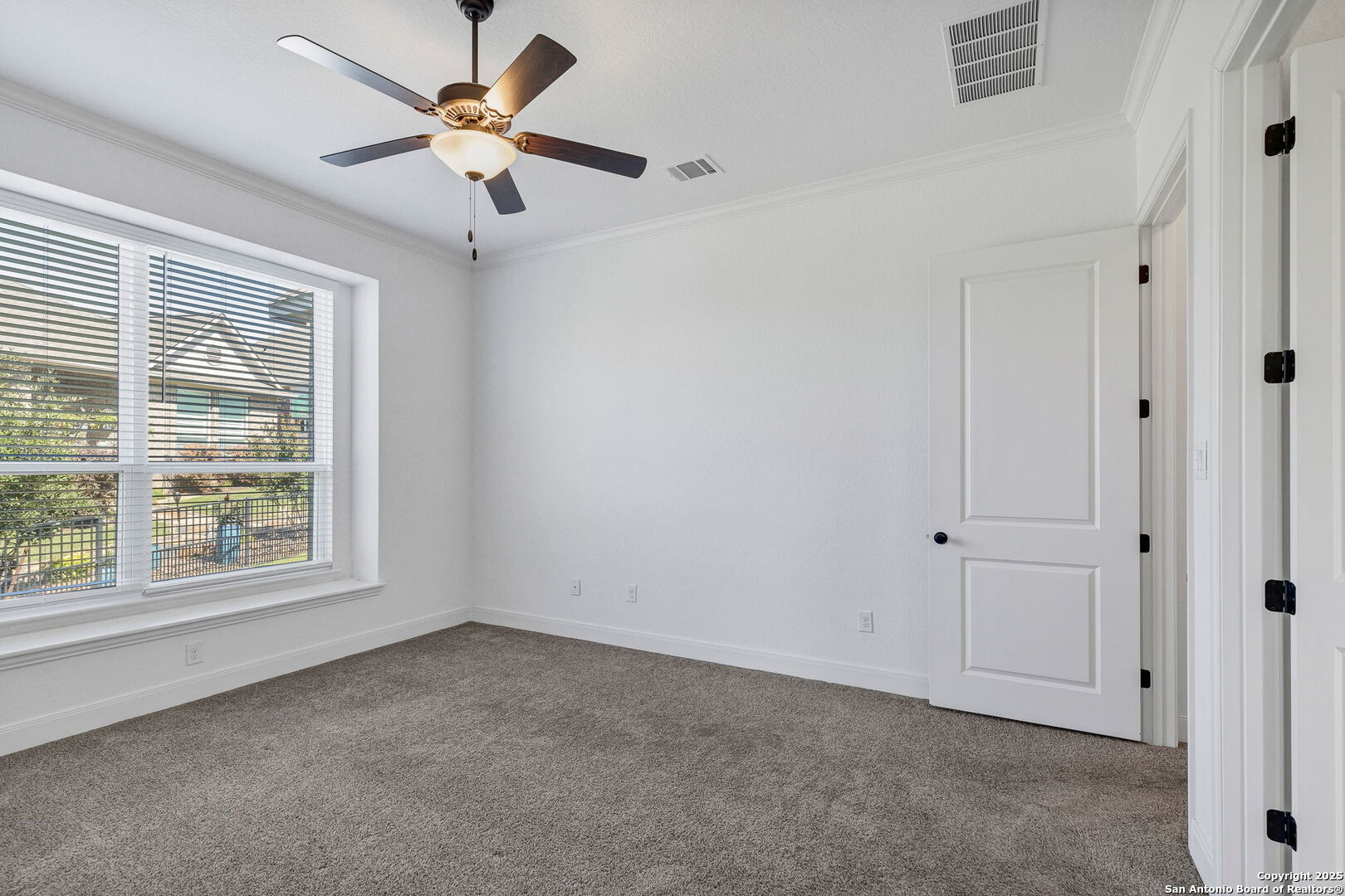5015 Country Nest San Antonio TX 78253