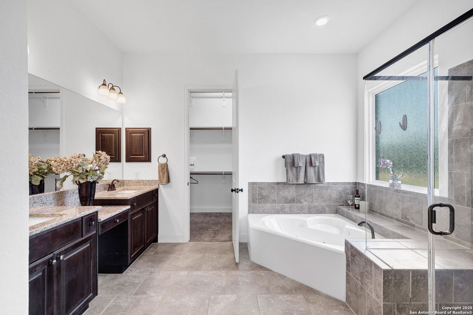5015 Country Nest San Antonio TX 78253