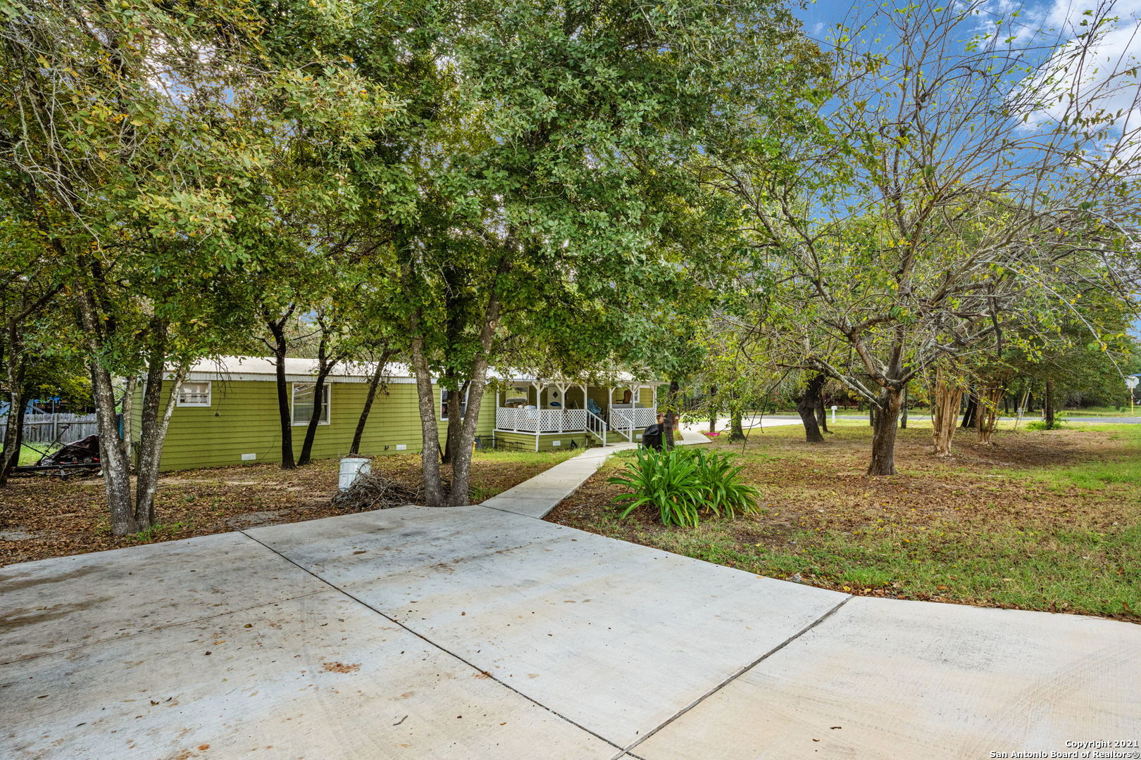 3803 Waterwood Pass Drive Elmendorf TX 78112