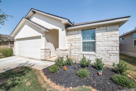 172 Empress Brilliant San Antonio TX 78253