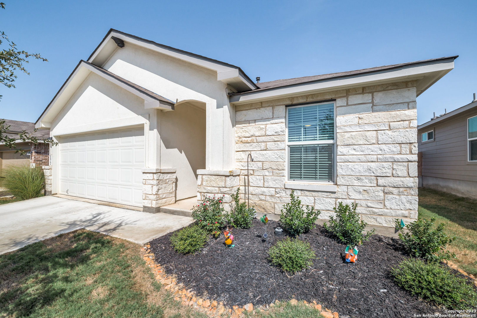 172 Empress Brilliant San Antonio TX 78253