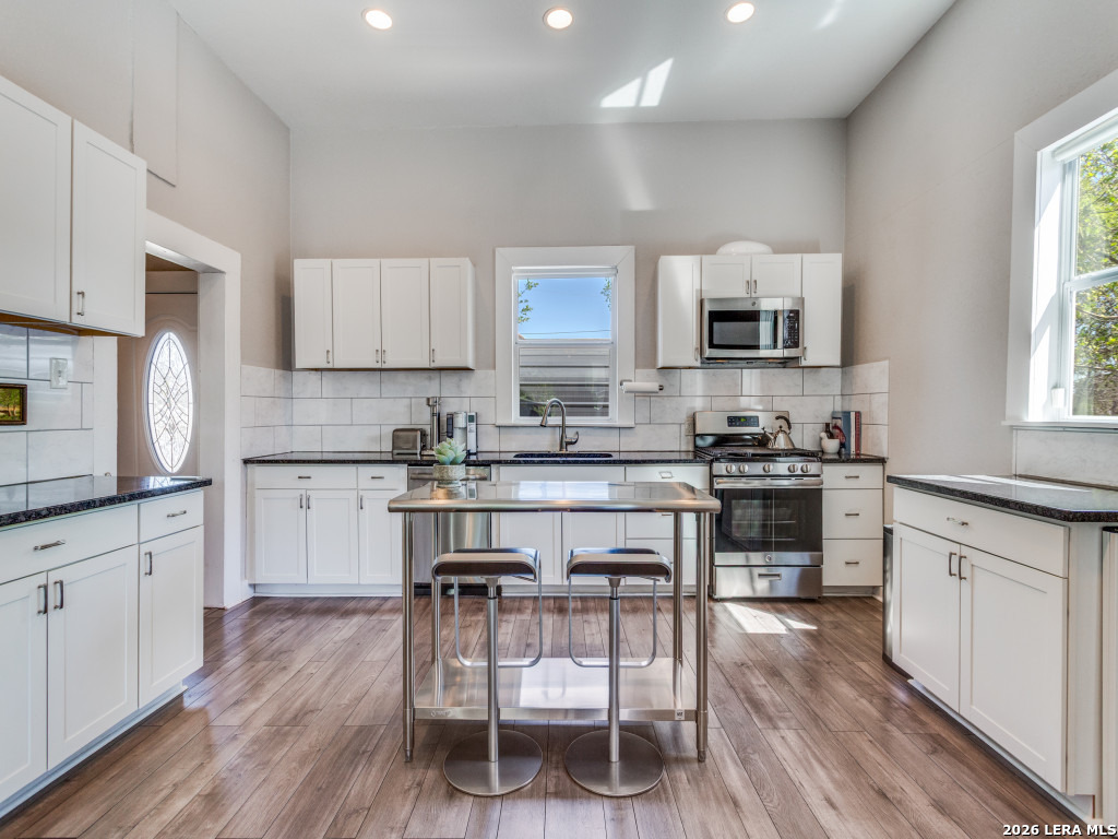 1030 Montana San Antonio TX 78203