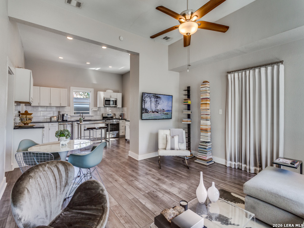 1030 Montana San Antonio TX 78203