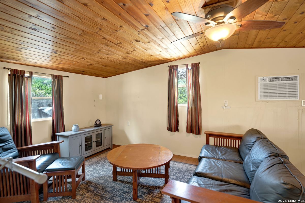 223 Canyon View Drive Pipe Creek TX 78063