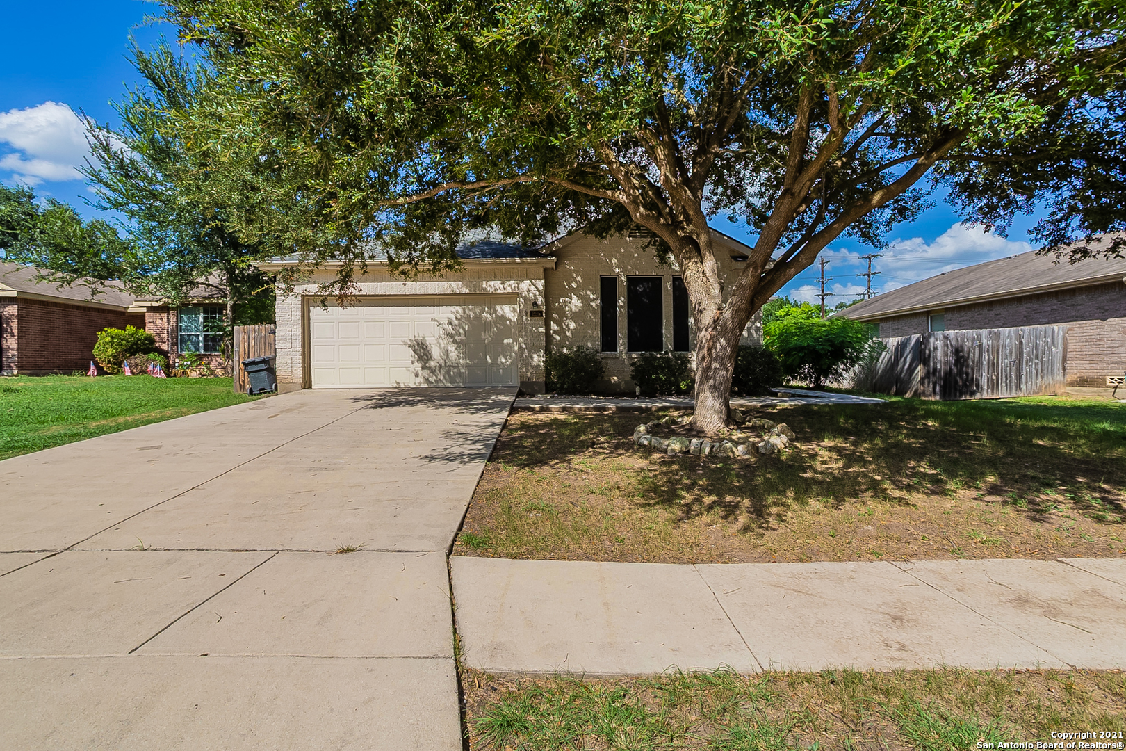225 Spice Oak Lane Cibolo TX 78108