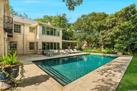 524 Terrell Road Terrell Hills TX 78209