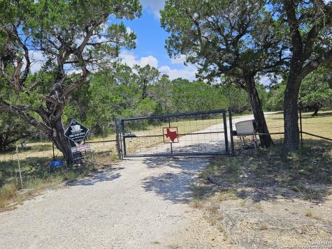 29 Green Cedar Road Boerne TX 78006