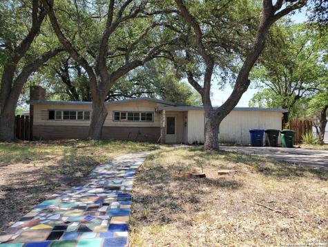 202 Brettonwood Drive San Antonio TX 78218