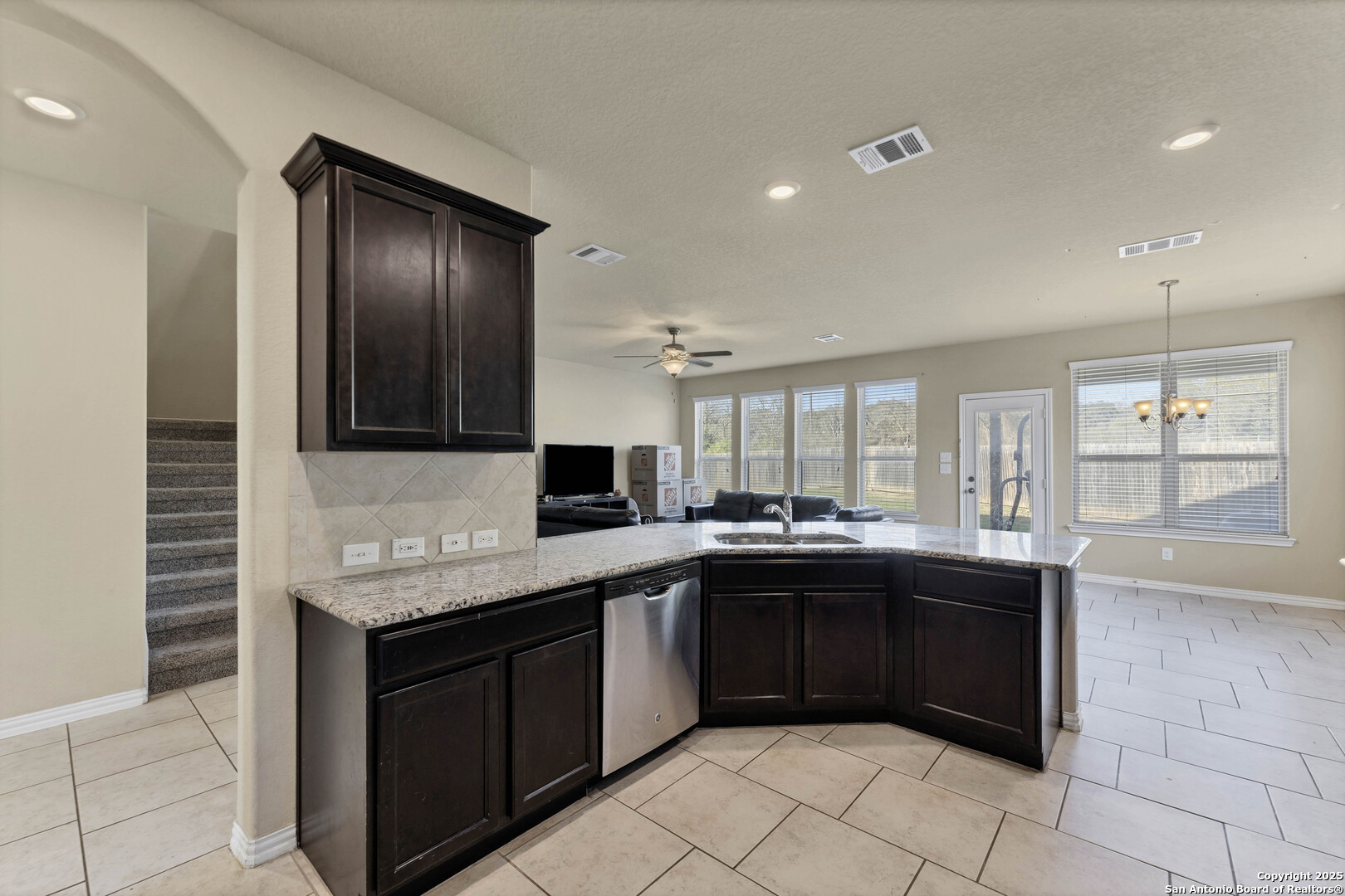 5613 Cross Over New Braunfels TX 78132