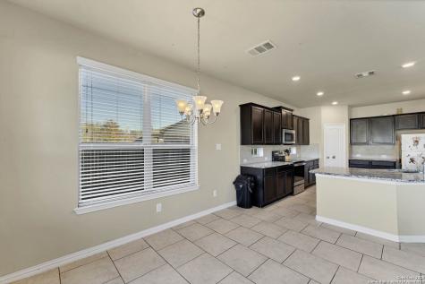 5613 Cross Over New Braunfels TX 78132