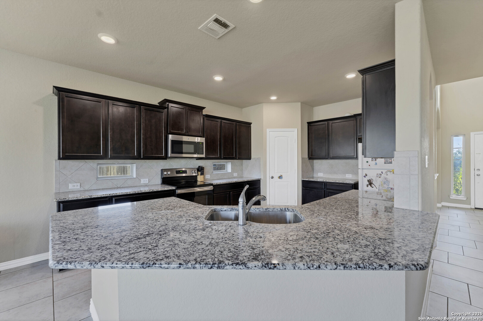 5613 Cross Over New Braunfels TX 78132