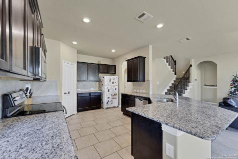5613 Cross Over New Braunfels TX 78132