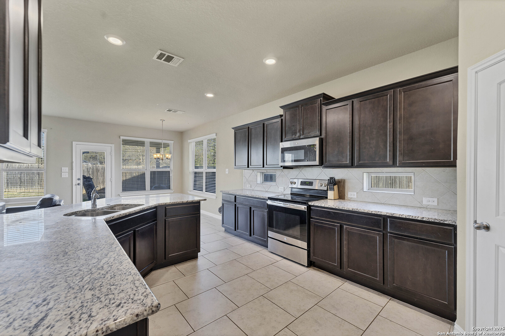 5613 Cross Over New Braunfels TX 78132