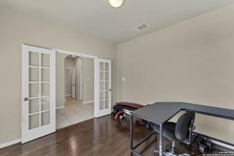5613 Cross Over New Braunfels TX 78132