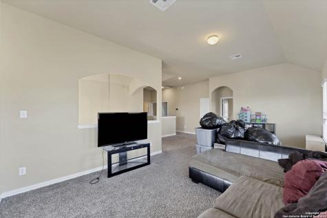 5613 Cross Over New Braunfels TX 78132