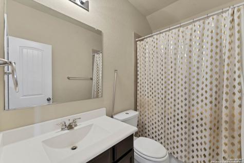 5613 Cross Over New Braunfels TX 78132
