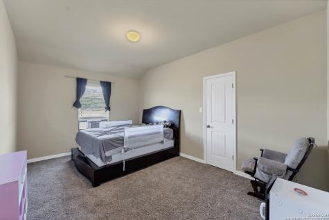 5613 Cross Over New Braunfels TX 78132