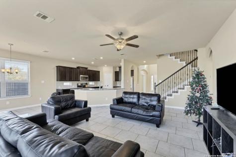 5613 Cross Over New Braunfels TX 78132
