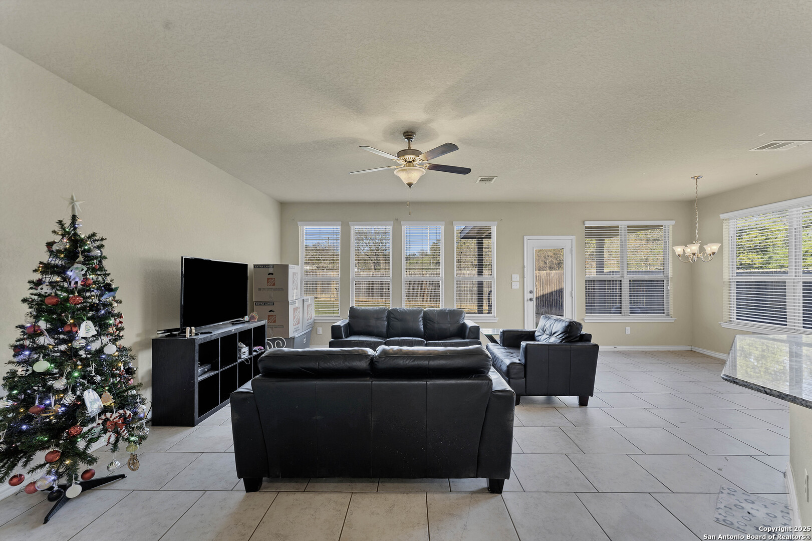 5613 Cross Over New Braunfels TX 78132