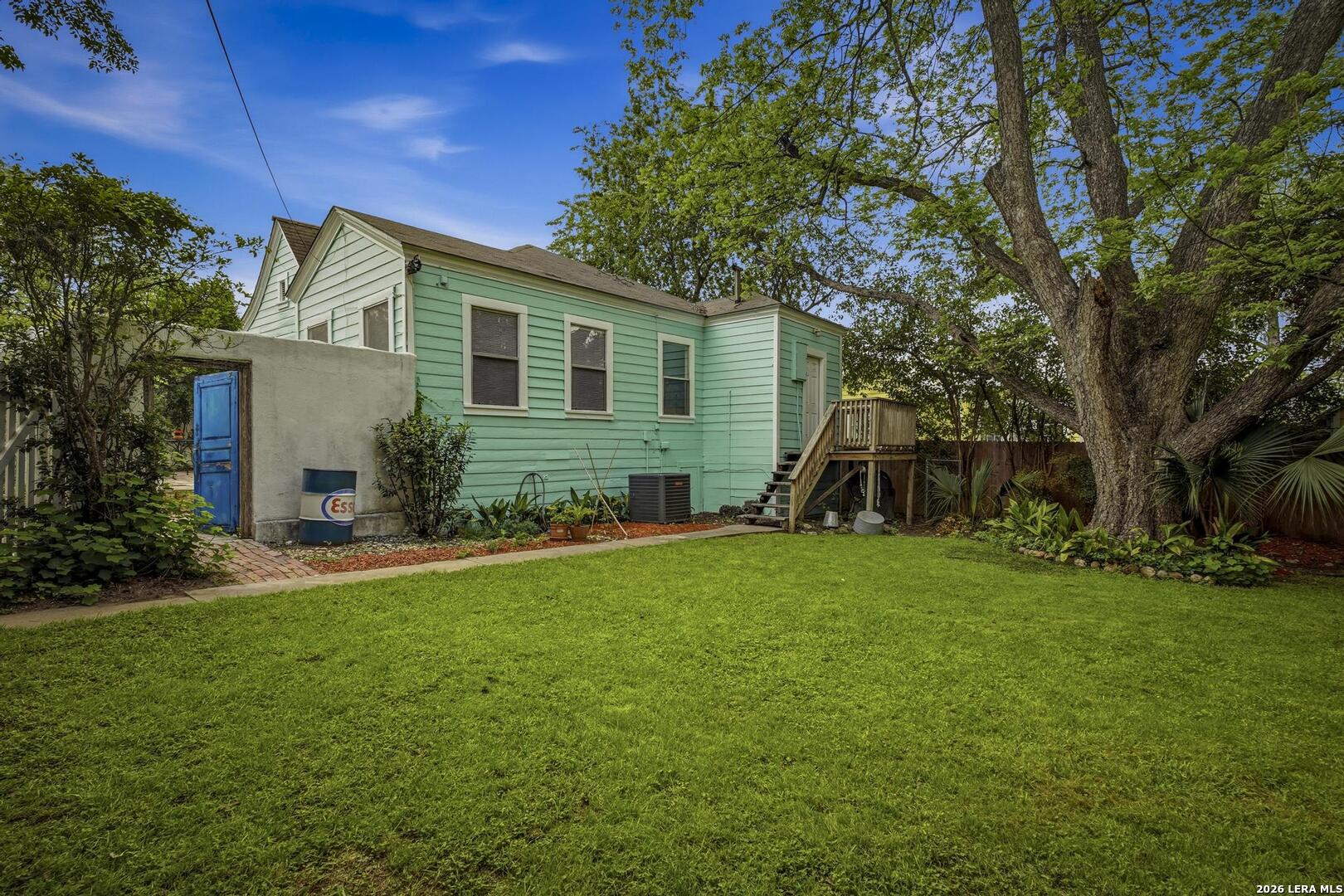 511 W Hollywood Avenue San Antonio TX 78212