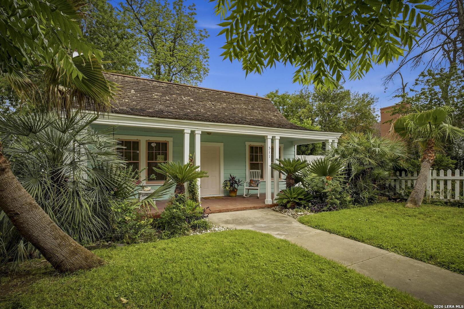 511 W Hollywood Avenue San Antonio TX 78212