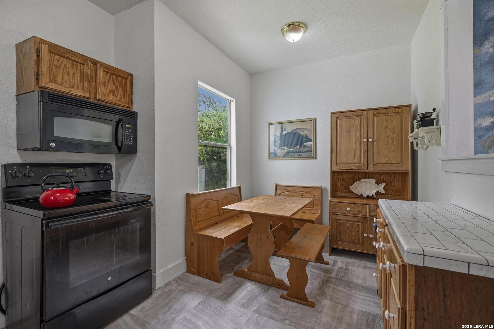 511 W Hollywood Avenue San Antonio TX 78212