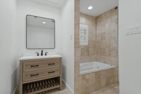 538 Oakleaf Drive San Antonio TX 78209