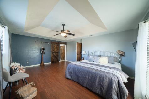 119 Post Oak Road La Vernia TX 78121