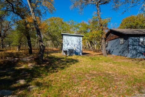 119 Post Oak Road La Vernia TX 78121