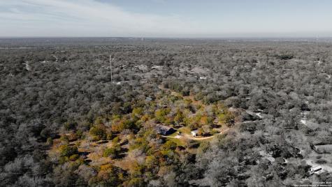 119 Post Oak Road La Vernia TX 78121