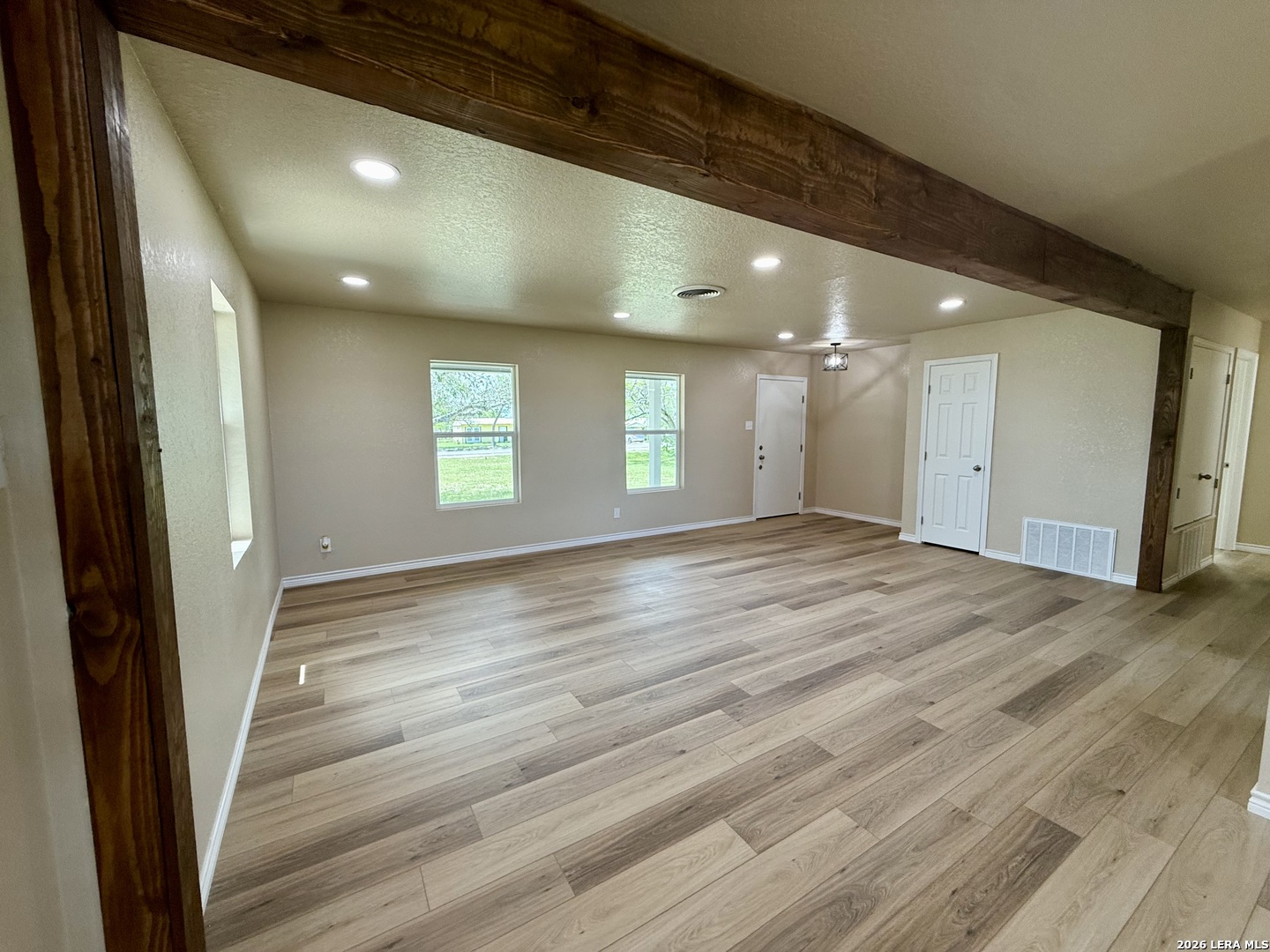 1019 Cr 160 Kenedy TX 78119