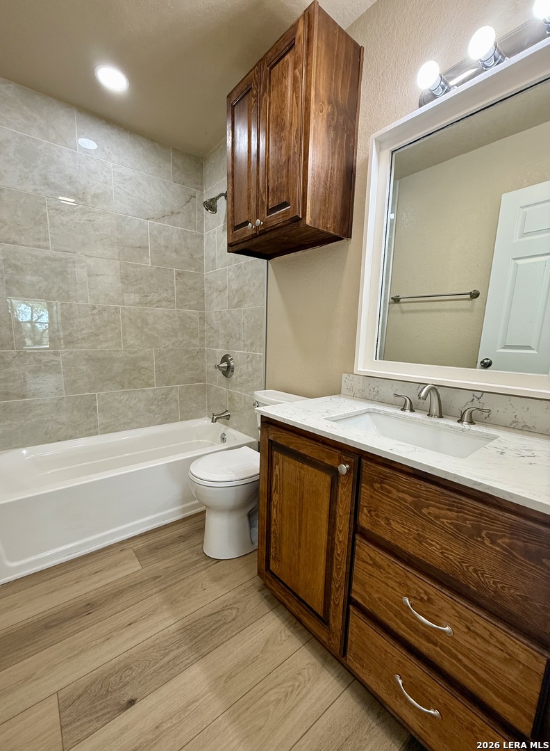 1019 Cr 160 Kenedy TX 78119