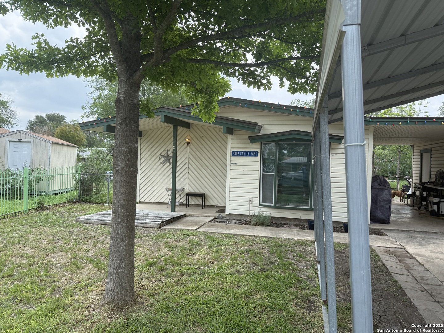 5806 Castle Yard San Antonio TX 78218