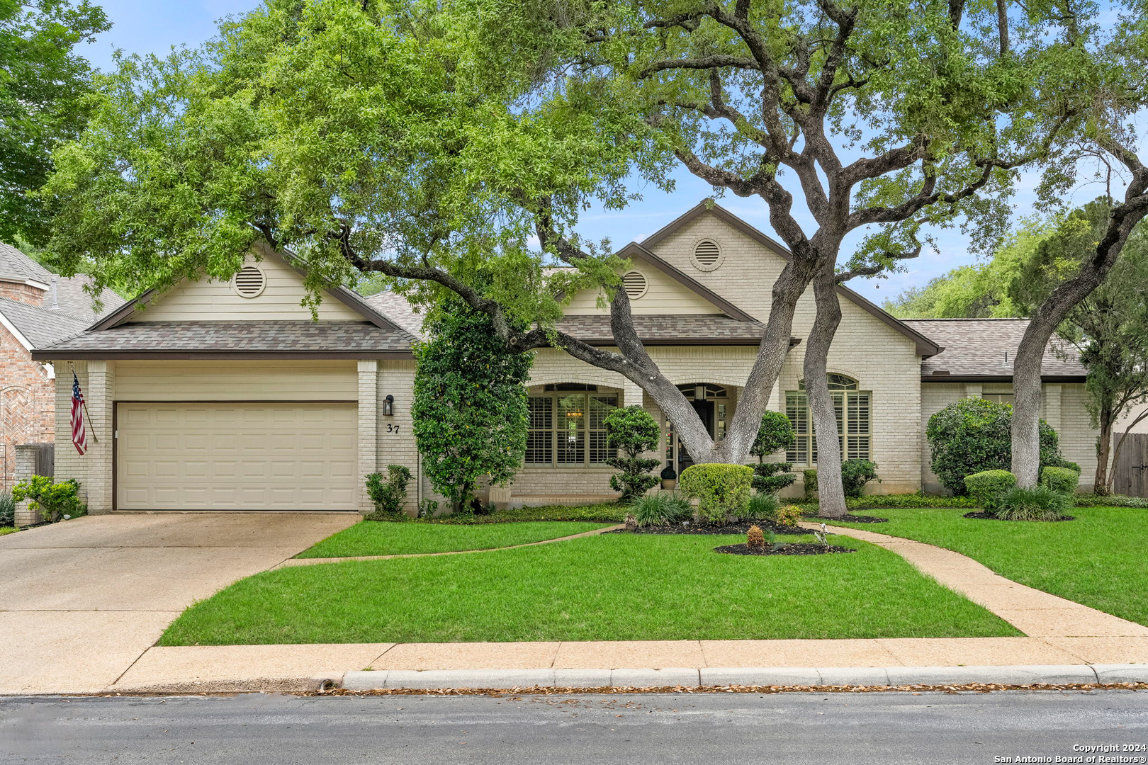 37 Rogers Wood San Antonio TX 78248