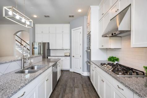 28906 Balcones Creek Boerne TX 78006
