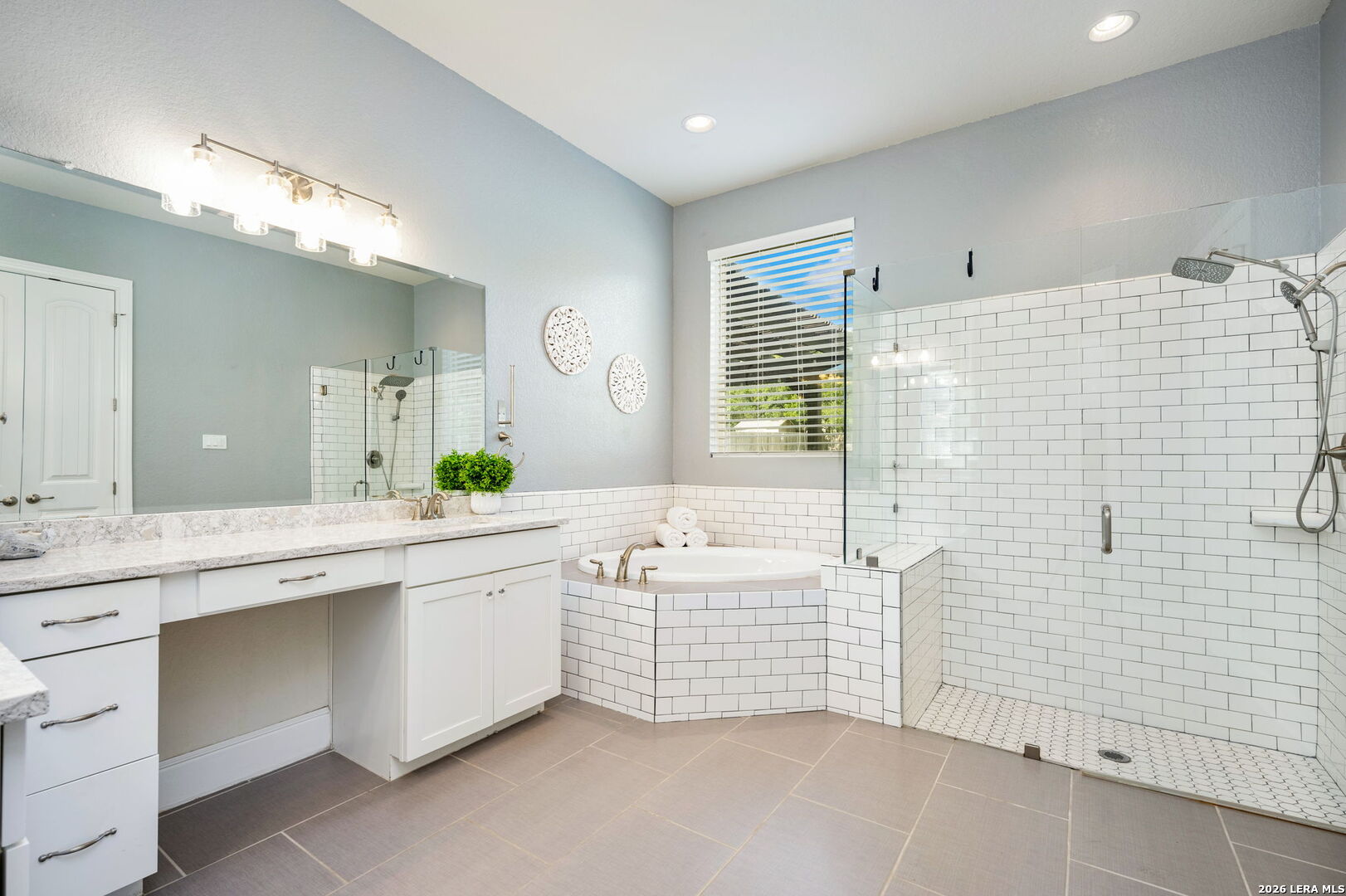28906 Balcones Creek Boerne TX 78006