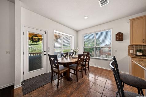 2202 Encino Dew San Antonio TX 78259