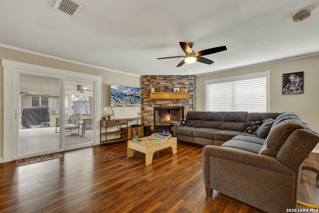 1636 Marigold New Braunfels TX 78130