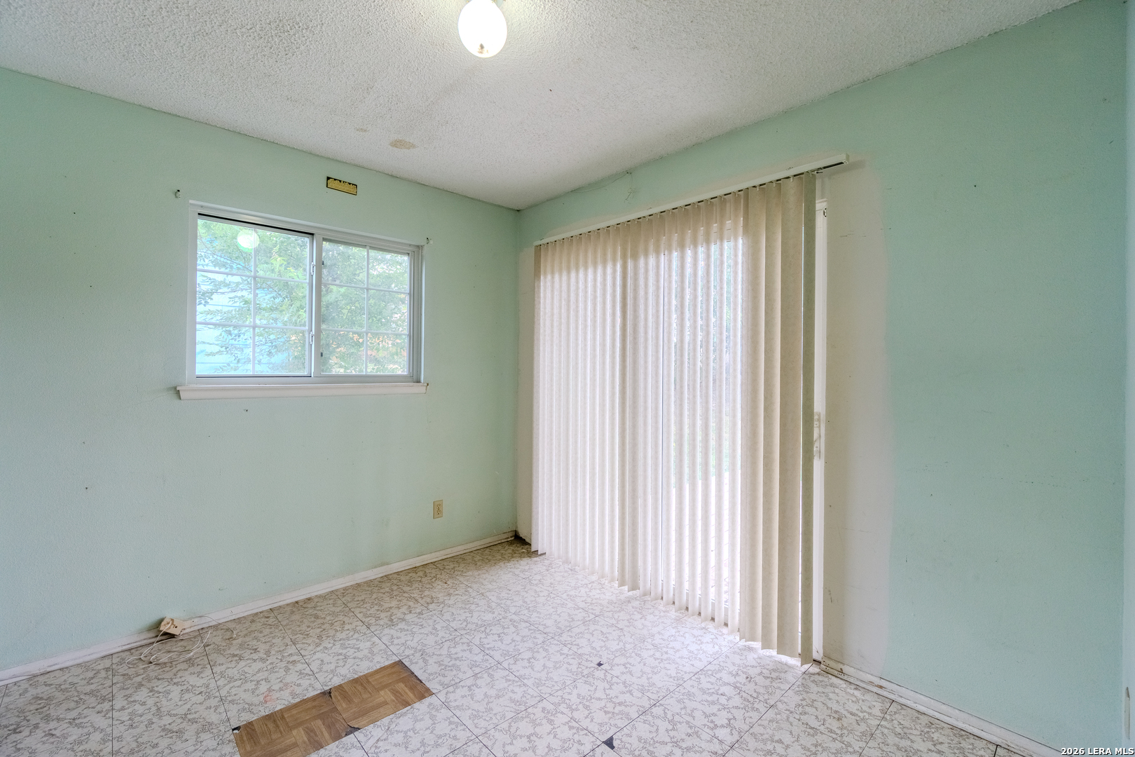 5230 Overpool Street San Antonio TX 78228