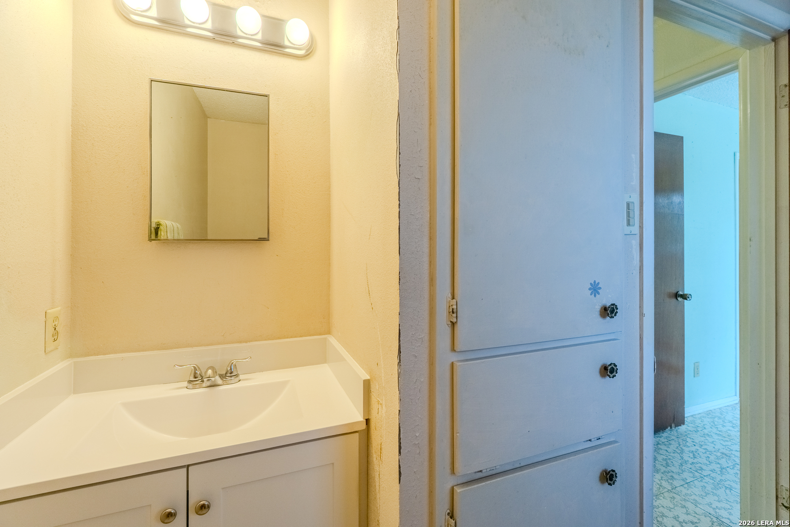 5230 Overpool Street San Antonio TX 78228