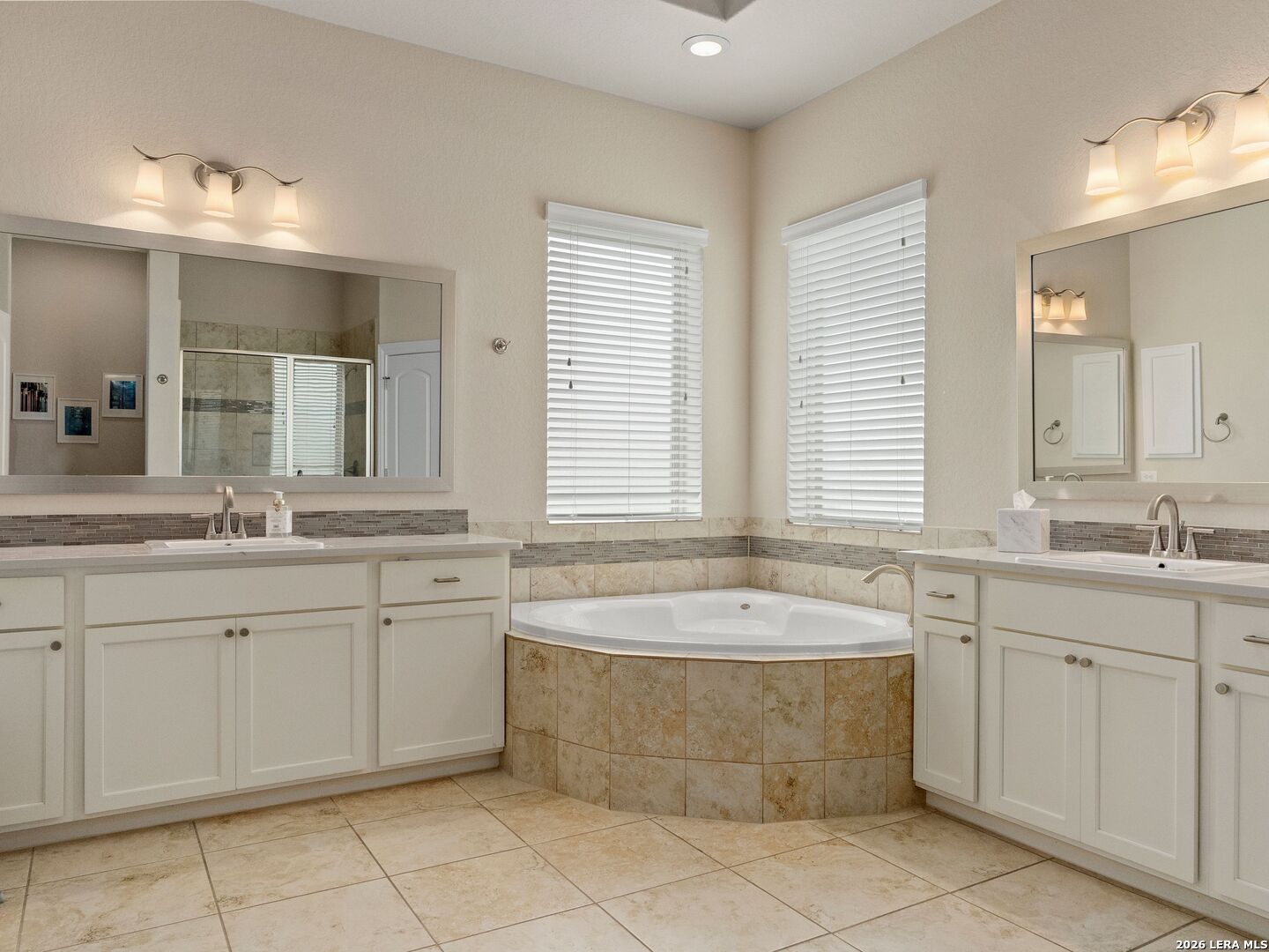 18003 Resort View San Antonio TX 78255