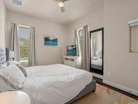 18003 Resort View San Antonio TX 78255